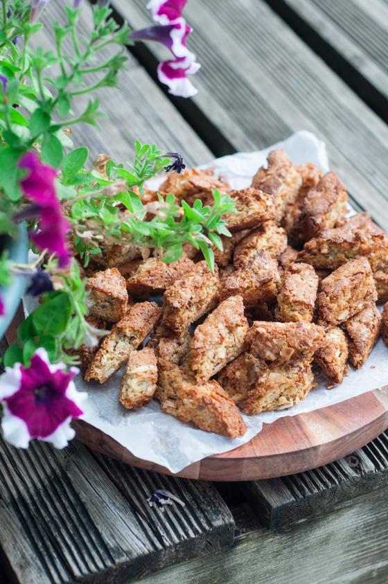 Foto em destaque de Cantuccini Biscotti - Biscoitos de Amêndoa e Laranja