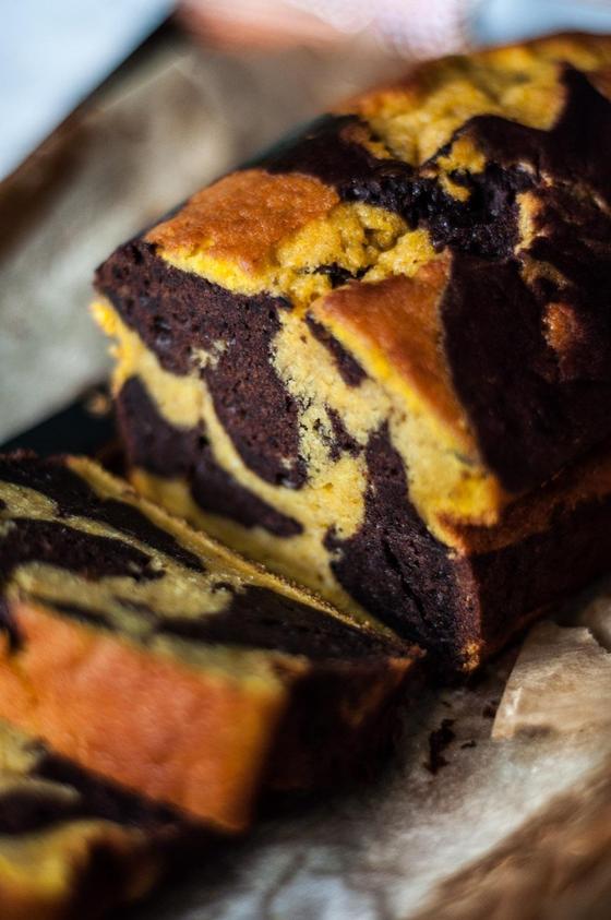 Foto em destaque de Bolo Mármore de Abóbora e Chocolate