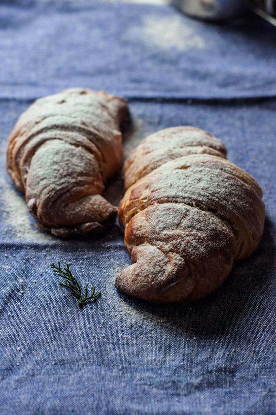 Foto em destaque de Croissants Brioche meio-Folhado e Coroa de Chocolate