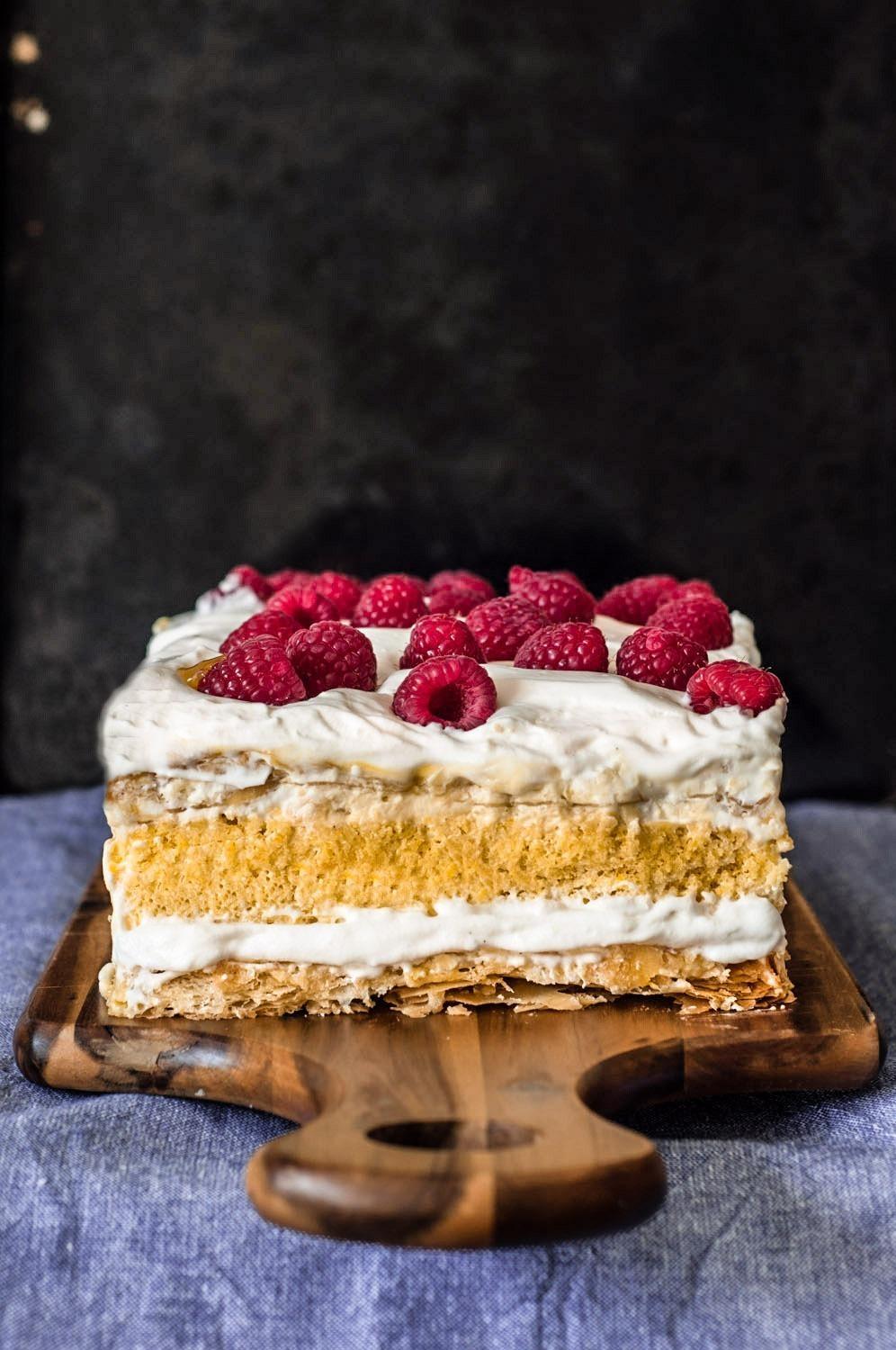 Foto em destaque de Mille-Feuille recheado com Curd de Laranja e Natas
