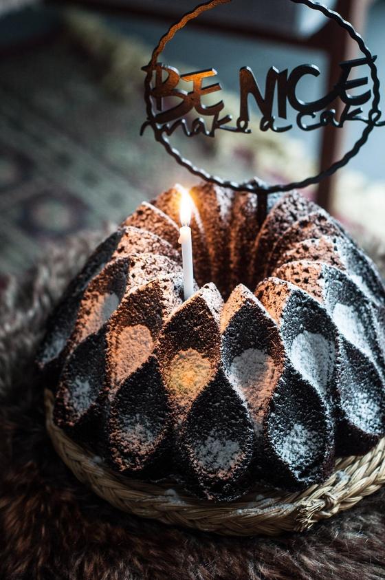 Foto em destaque de Bolo de Cacau, Ganache e Caramelo Toffee para os 5 Anos!
